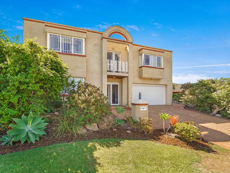 HUGE HILLARYS CHARMER!