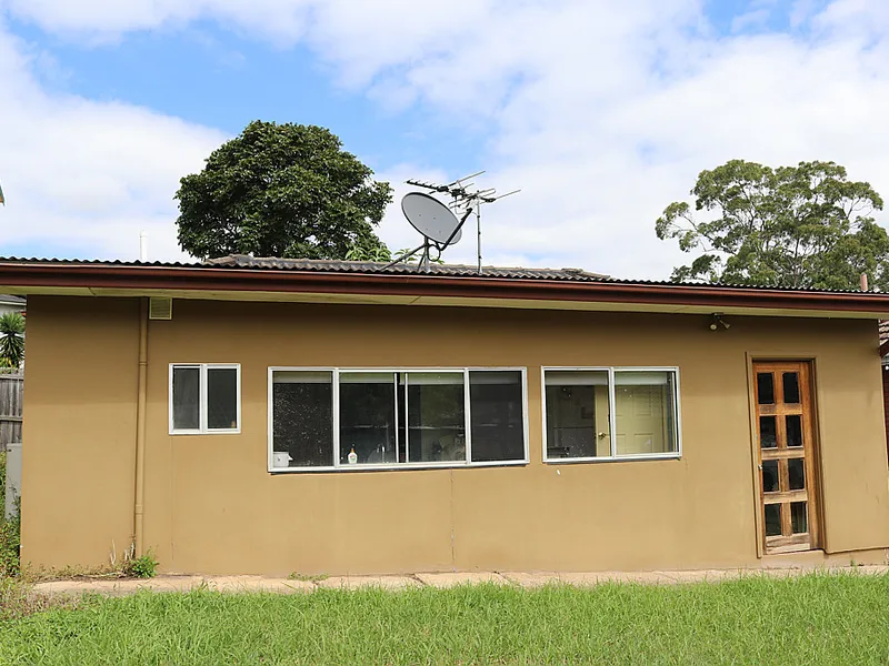 1 Bedroom Spacious Granny Flat