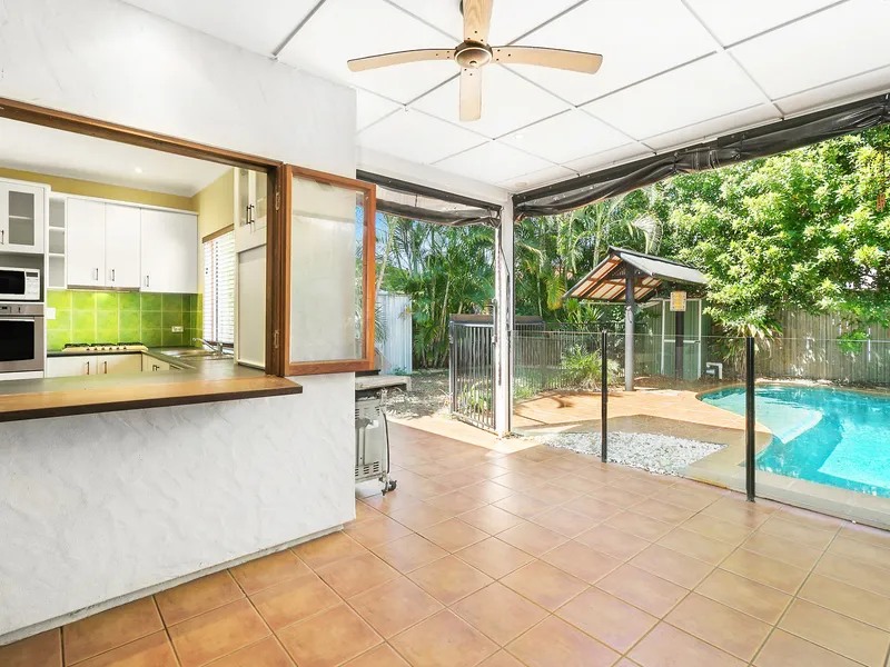 Unique home in a quiet location on Kawana Island