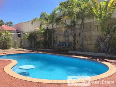 OASIS POOL READY FOR SUMMER