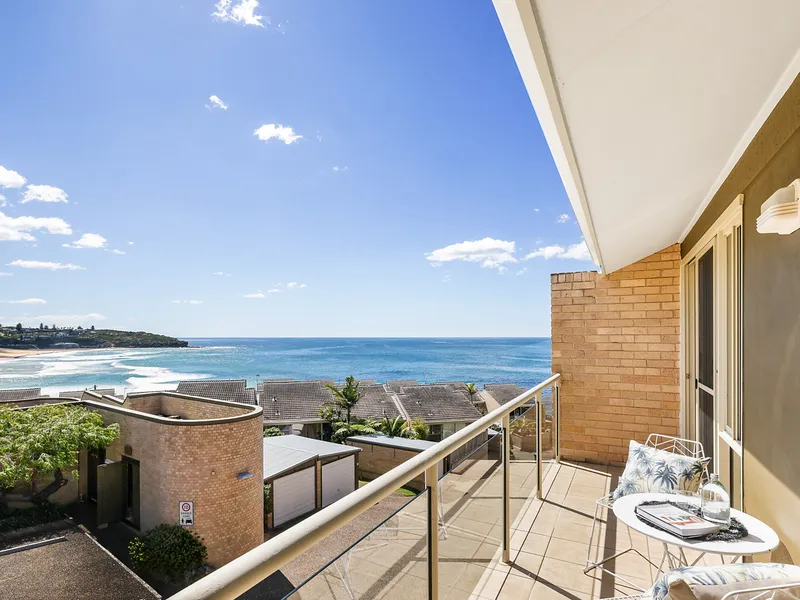 Sundrenched oceanfront living