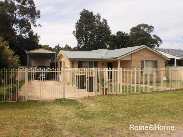Well presented family home on level block