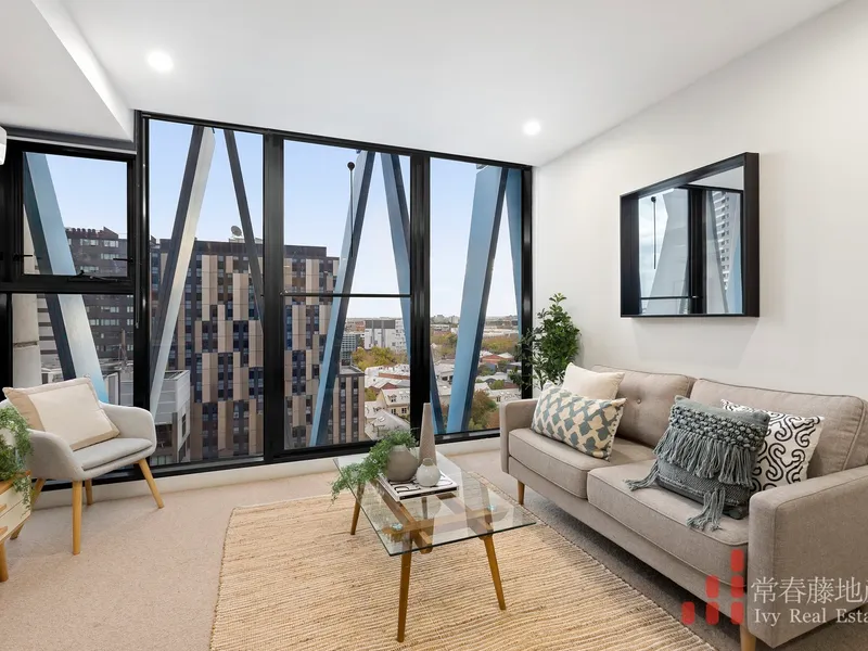 RETURNING POTENTIALLY 7%, GENEROUS LIVING SPACE, UNBEATABLE LOCATION!!