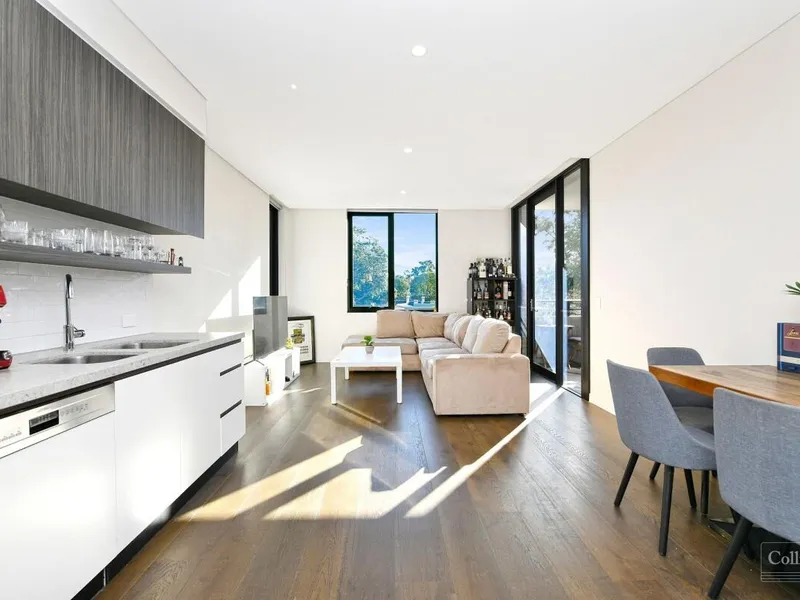 IN THE HEART OF THE GLEBE, YOU WILL FIND THIS ULTRA MODERN, BRIGHT, UNFURNISHED TWO BEDROOM APARTMENT!