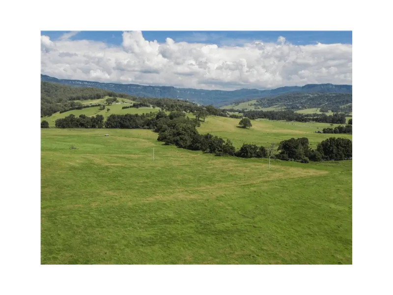 LEVEL LAND WITH A DUAL KEY CONCEPT PLANS