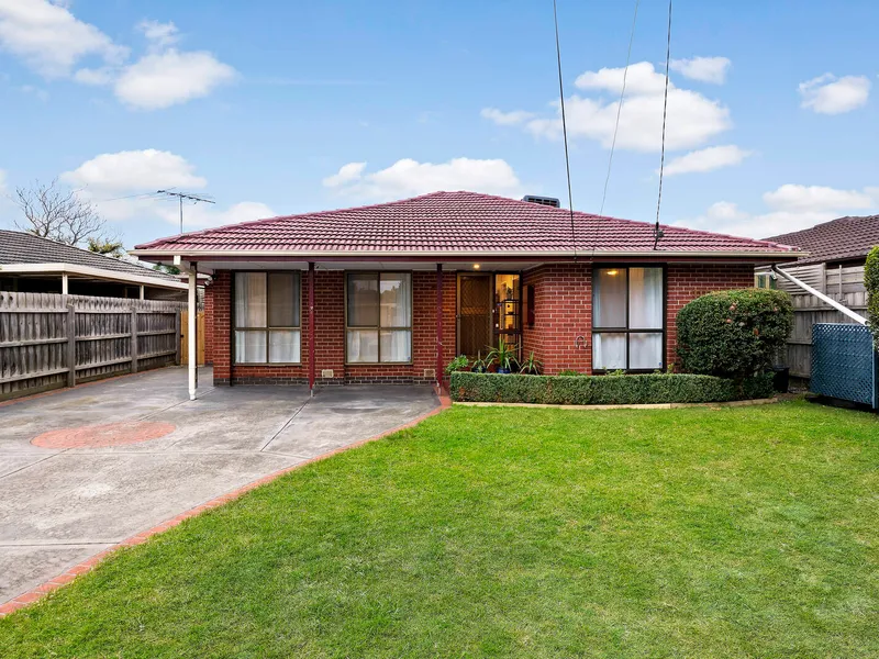Brimming with Potential in Sought-After Family Pocket – 699m2 (approx.)