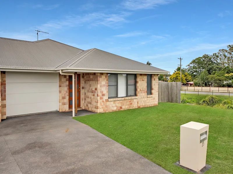 Quality Modern 3 Bedroom Brick unit in Tinana