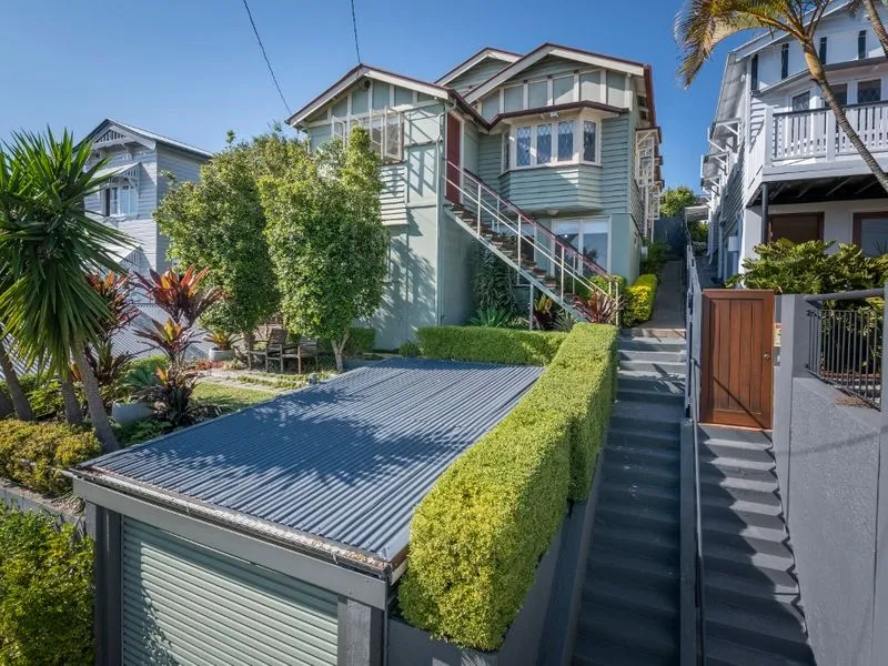 Low-Maintenance Living with picturesque suburban views