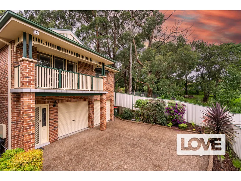 Private and Prestige Townhouse with Views