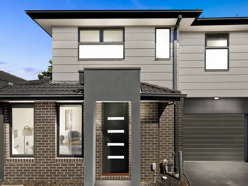 Pristine 2-bedroom, 2-storey townhouse in heart of Glenroy