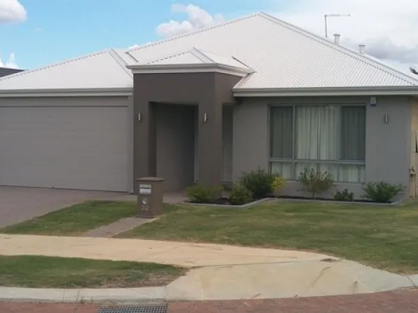 BEAUTIFUL HOME READY FOR YOU