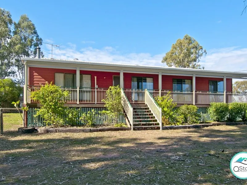 LOCATION, LOCATION, LOCATION! LARGE CORNER BLOCK IN THE HEART OF JIMBOOMBA IS READY FOR ITS NEXT FAMILY NOW!