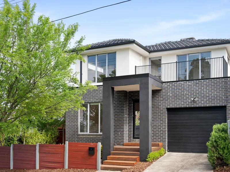 Generous proportions and a standout location