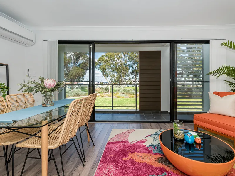 12 Fewston Lane, Aveley — sold by Gillmore Property
