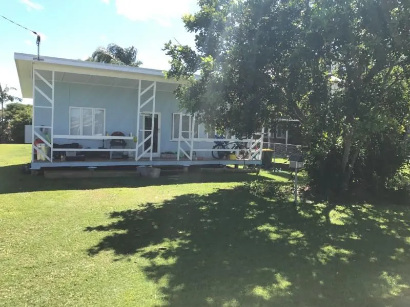 Simple Bayside Living!