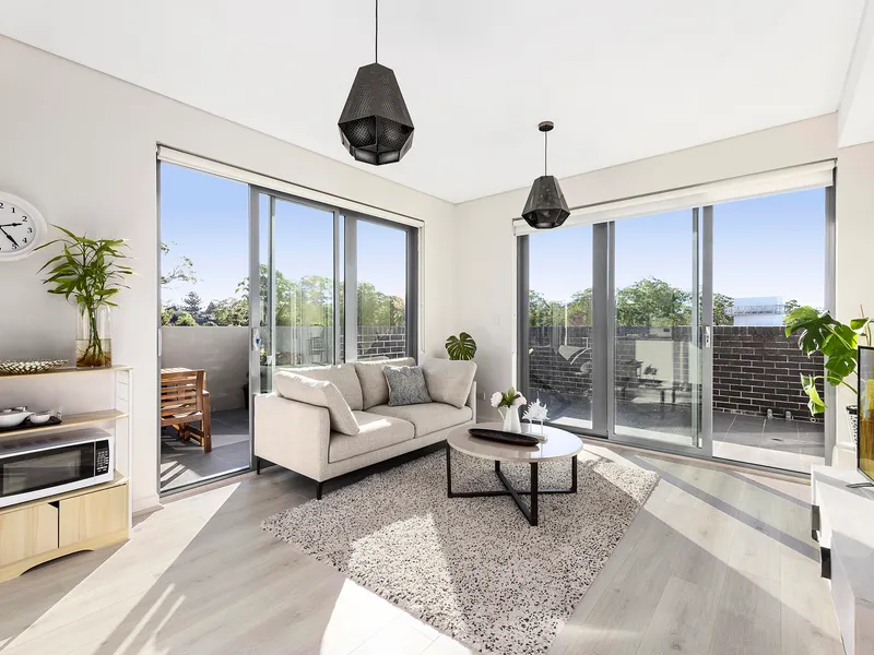 North facing, sun washed family sized apartment