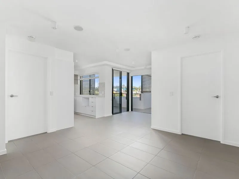 Modern Unit- Unbeatable Location