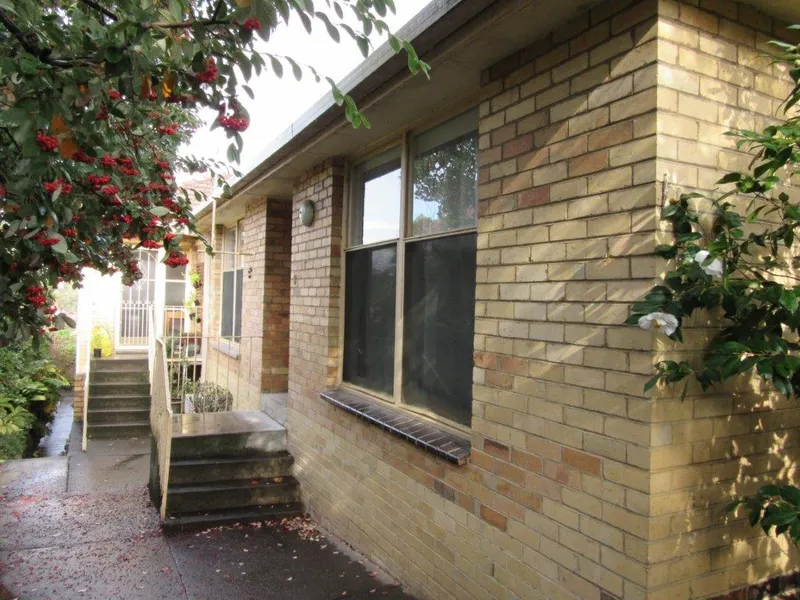 Two bedroom apartment, unit, townhouse & warehouse
