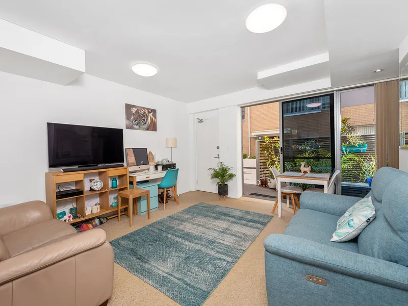 Neat retreat in prime location