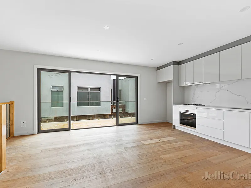 BRAND NEW LUXURY LIVING -- 3 BEDROOM, 2 BATHROOM, TWO CAR SPACES