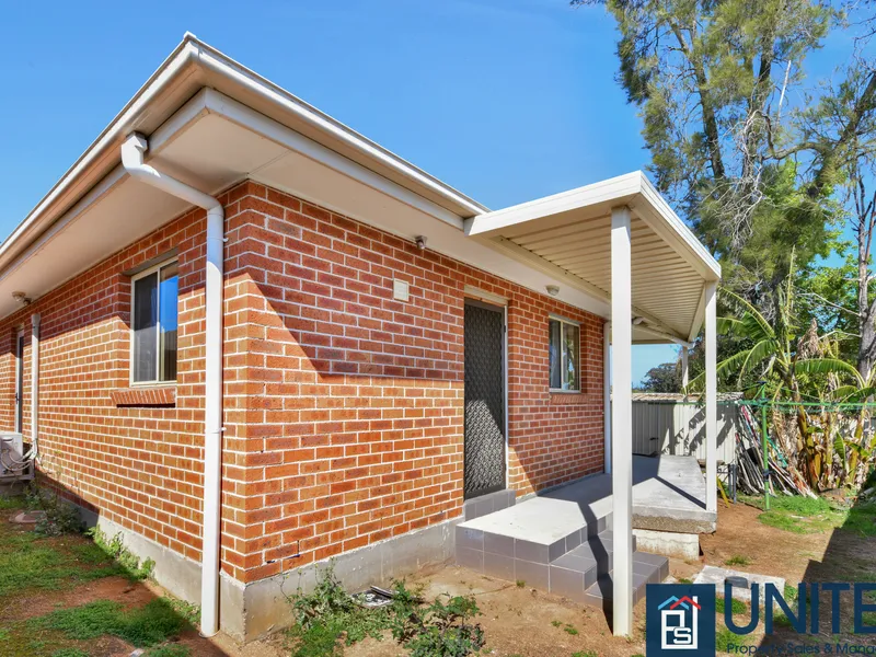 Walk to Station Quiet Neighbourhood