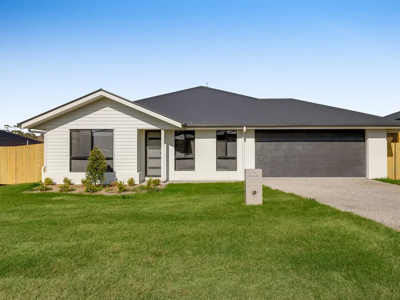 Brand New Executive Home with so many extras!