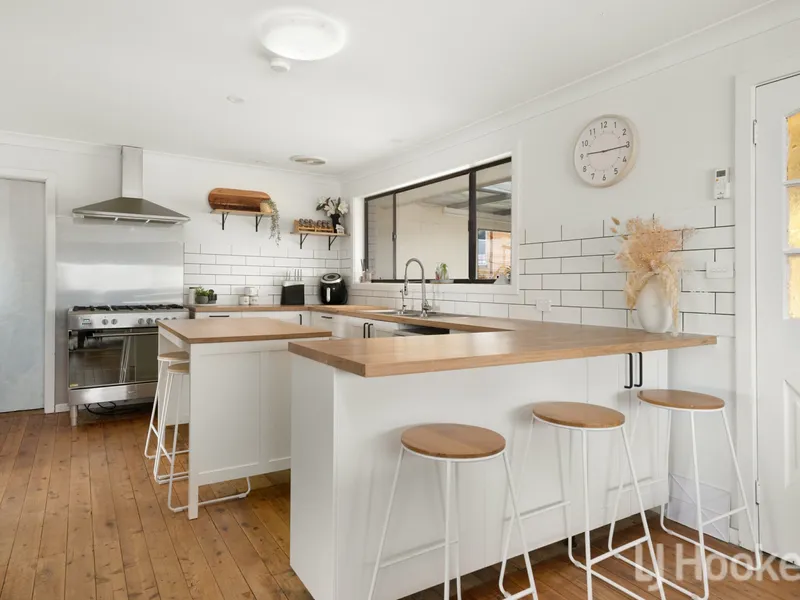 Recently Renovated in Raglan