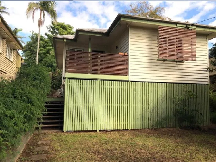 BEAUTIFUL 3 BEDROOM HOME