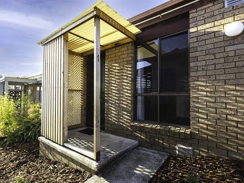 Unit for sale - ideal for investment property or first home buyer!