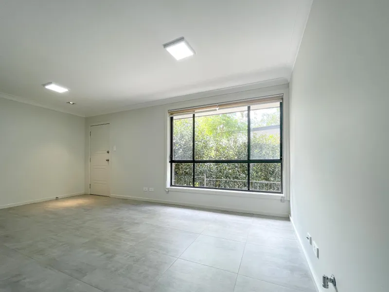 Stylish Granny Flat In Quite Leafty Street