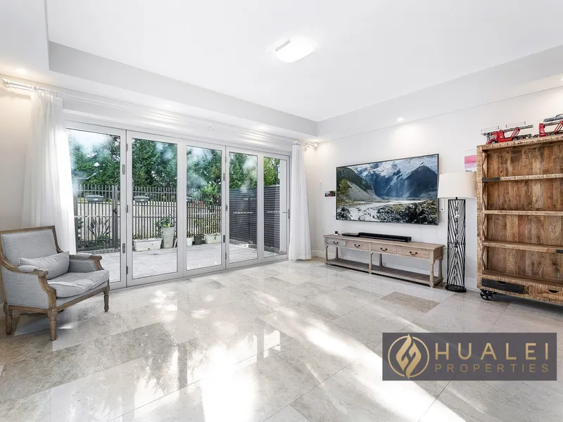 Spacious Townhouse with 3 Bedrooms is Now Available