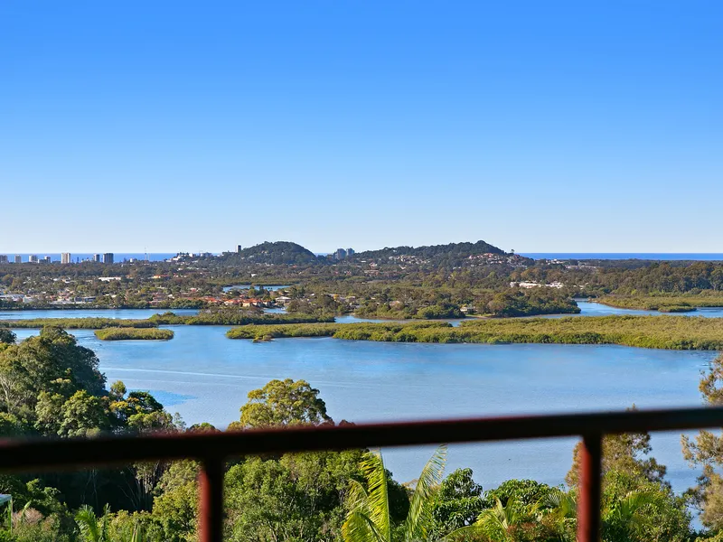 Elevated family entertainer with sweeping Broadwater and Ocean views