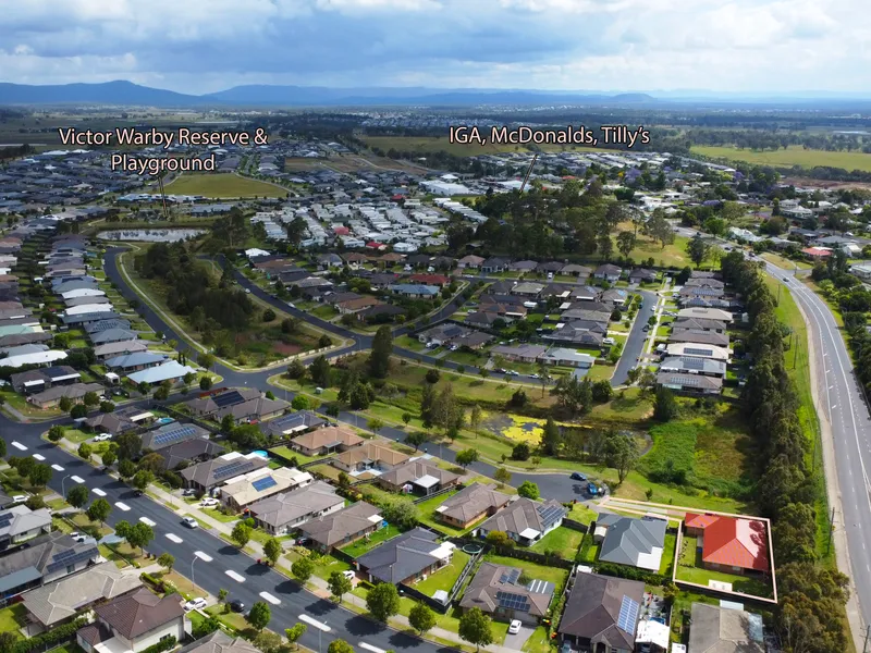 Spacious Family Residence!