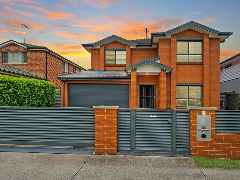 Generously Proportioned Family Home in Tightly Held & Peaceful Locale