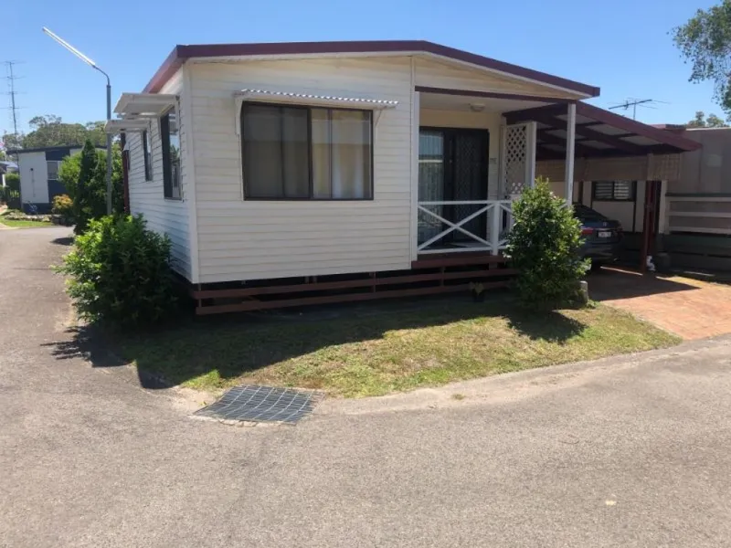 1 Bedroom home in Lakeside Leisure Village