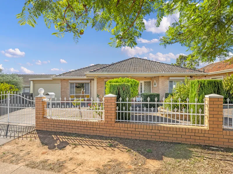Exciting Options & Beautiful Beginnings Await in Cosy Campbelltown!