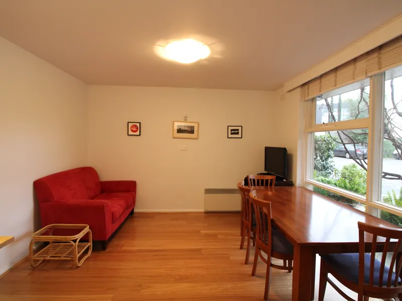 FULLY FURNISHED DELIGHT WITH LOVELY LEAFY ASPECT