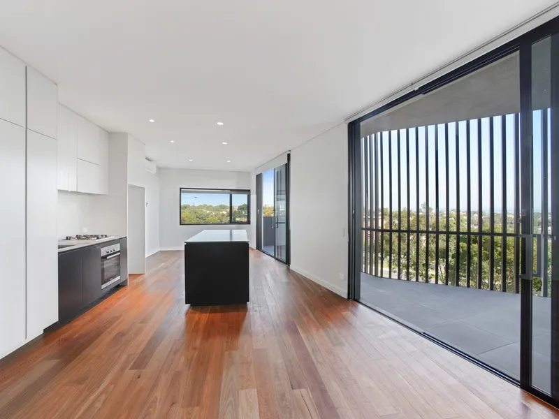 Enviable Contemporary Coastal Living