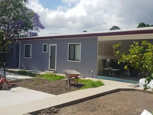 2 BEDROOM GRANNY FLAT FOR RENT IN BEVERLY HILLS, CLOSE TO STATION