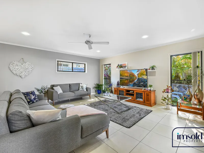 Family Home In Prime Location!