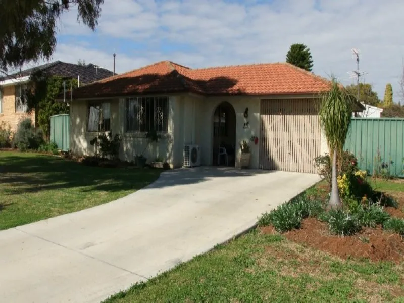 TIDY & LOW MAINTENANCE HOME