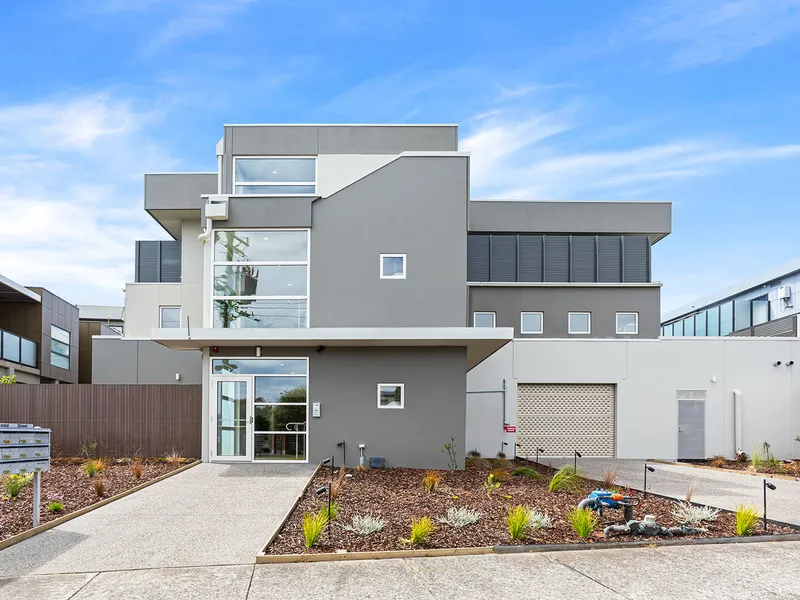 FRESH & READY TO GO!