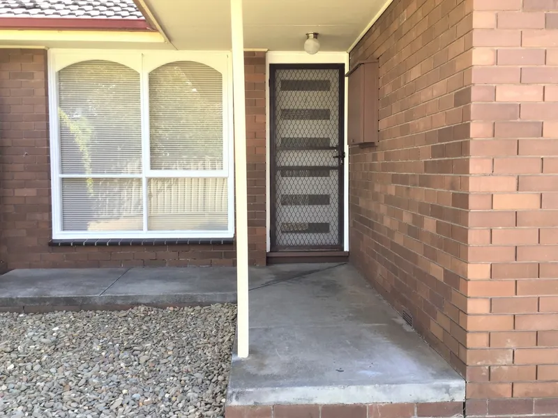 Cosy Unit in Small & Quiet Complex