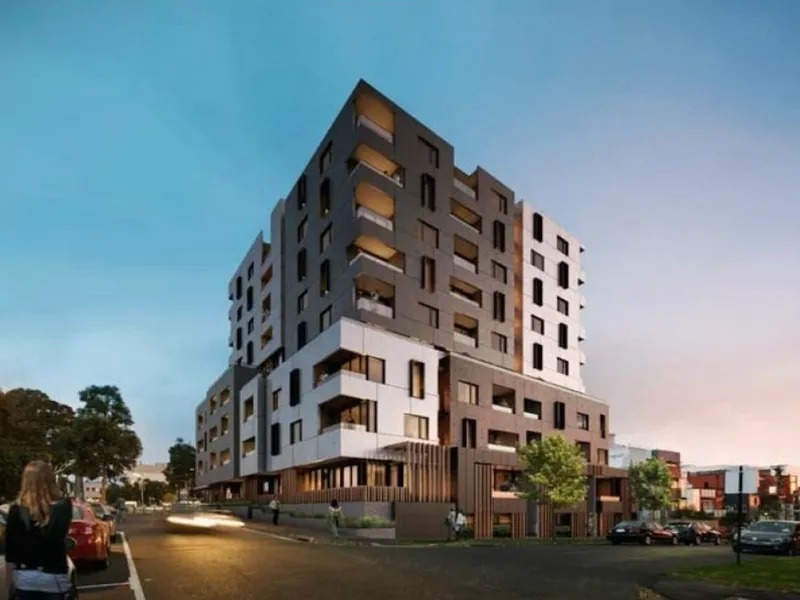 Two Bedroom Apartment with Great Location! Central Box Hill!!