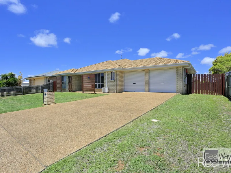 Modern Four Bed + Office / Solar / Air Conditioning With Multiple Living Spaces!