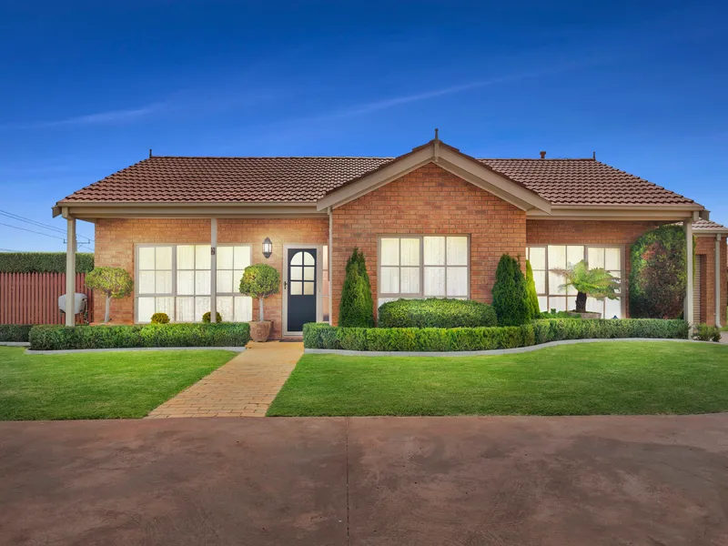 Beachside garden oasis 