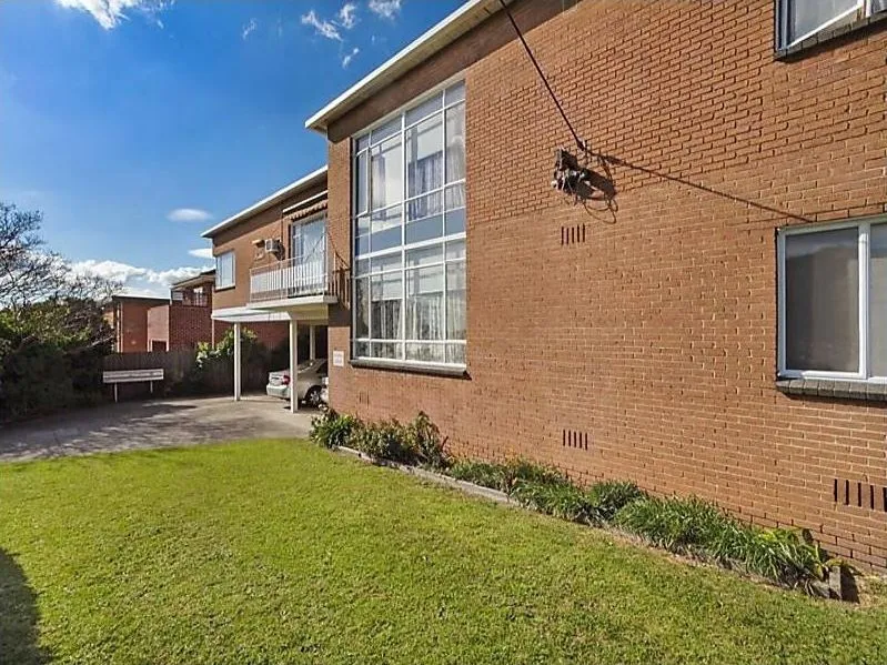 2 Bedroom Flat in the heart of Bentleigh(Leased)