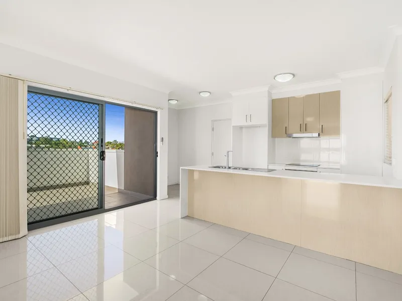 Exclusive Penthouse Living in Wonderful Wynnum -NOW UNDER OFFER