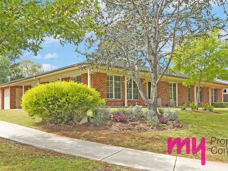 FANTASTIC FAMILY HOME, SO MUCH TO OFFER!!