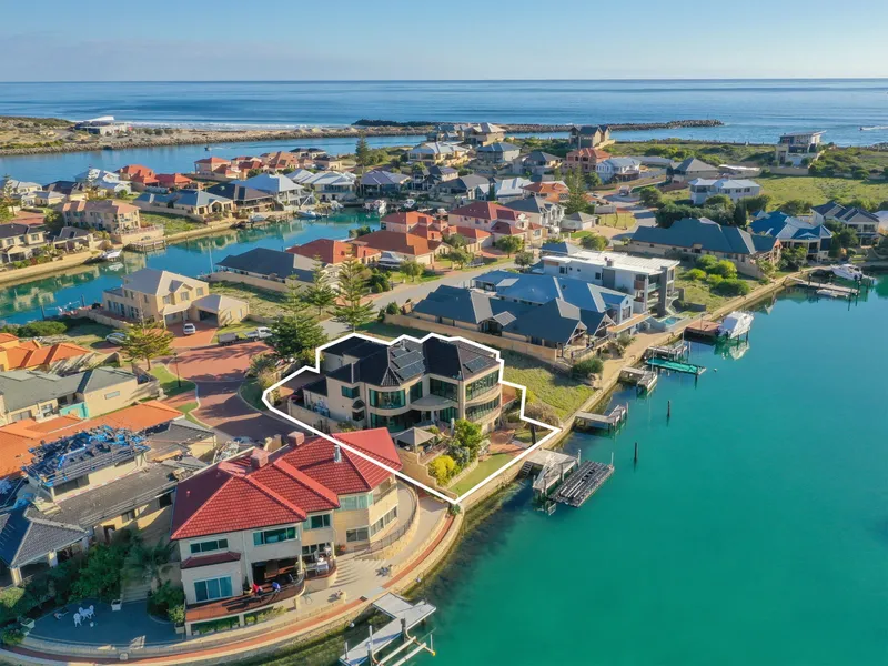 Mandurah’s best Waterfront lifestyle home